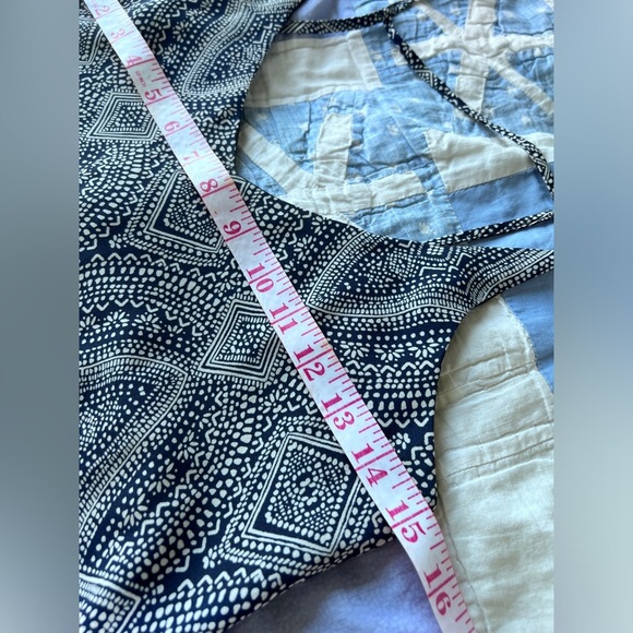 H&M Womens Blue White Geometric Print Diamond Shape Pattern Boho Tank Top - Picture 6 of 10